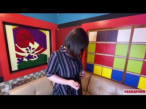 ❤️ Cutie Japanese pẹlu awọn omu nla ṣe baraenisere pẹlu awọn nkan isere ibalopọ ati pe o ni orgasm kan. O sọrọ ninu ifọrọwanilẹnuwo kan nipa iriri onibaje rẹ. Awọn ori omu nla ati obo ti o ni irun ti n kerora. Osaka onihoho ❤️  wa %yo.sexera.ru ☑